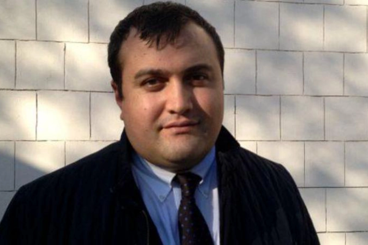 Elçin Sadıqov ev dustaqlığına buraxıldı