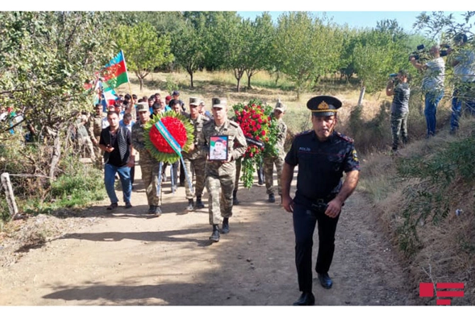 Şəhid Yusif Qurbanov dəfn edildi — FOTOLAR Şəhid Yusif Qurbanov dəfn edildi — FOTOLAR
