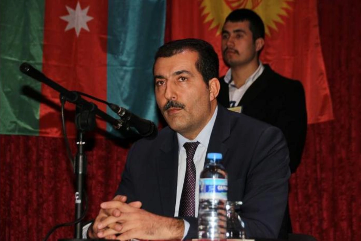 “Haysevər Pelosi, ABŞ hər zaman demokratiyanı seçibsə, niyə 1992-ci ildə 907-ci düzəlişi qəbul etdi?” — Elçibəyin kürəkəni