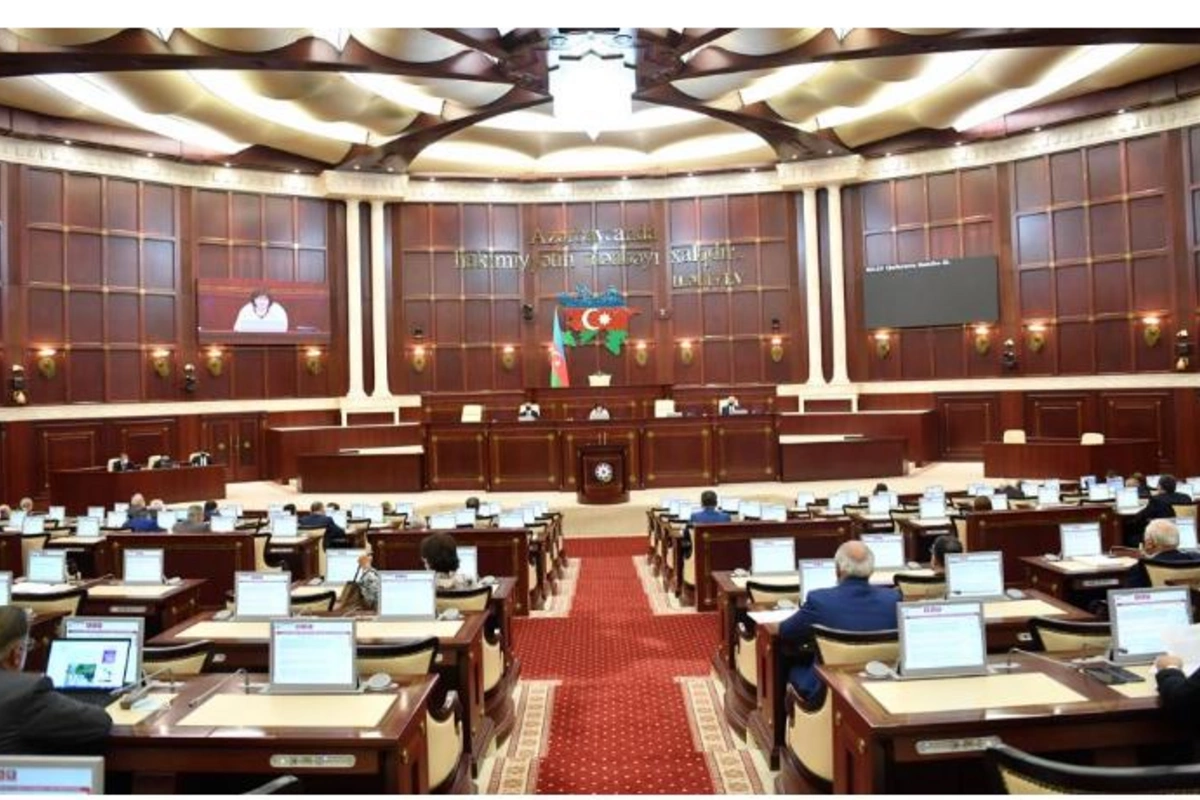 Deputatlar Rusiyaya gedir