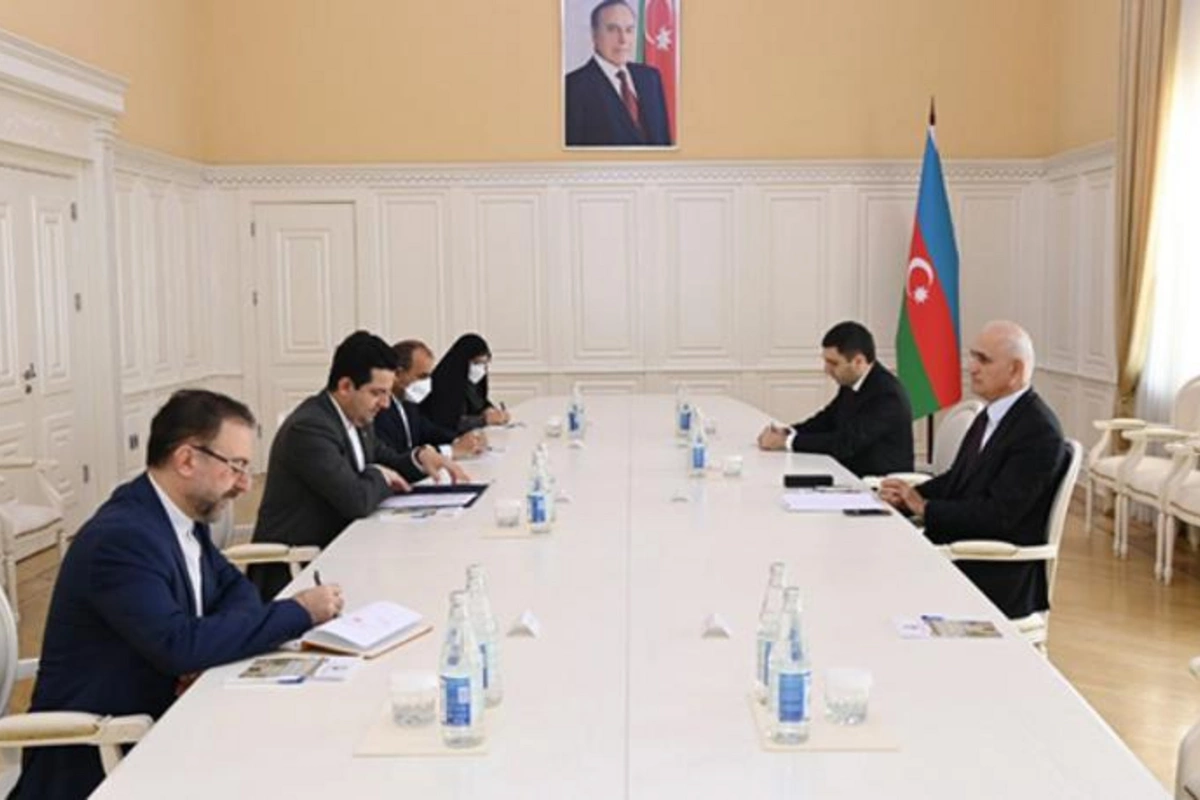 Şahin Mustafayev İranın Azərbaycandakı səfiri ilə görüşdü