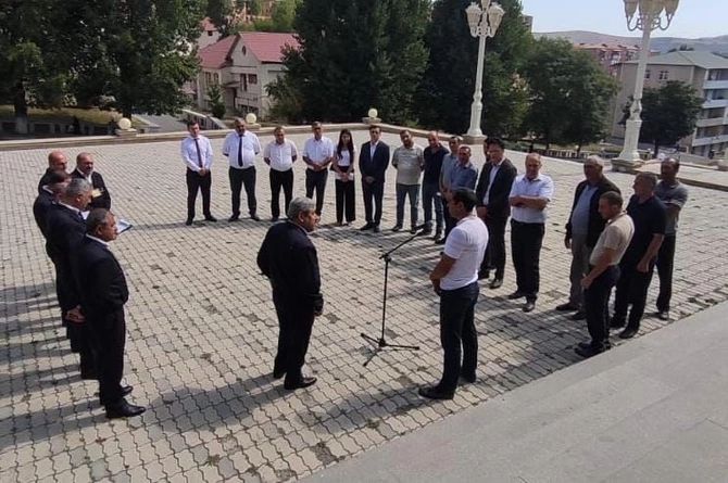 Daşkəsən sakinlərini “Açıq mikrofon”a gətirən səbəblər bəlli oldu — FOTOLAR