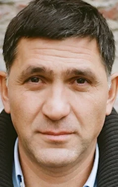 Əməkdar artist yol qəzasında ÖLDÜ — FOTO
