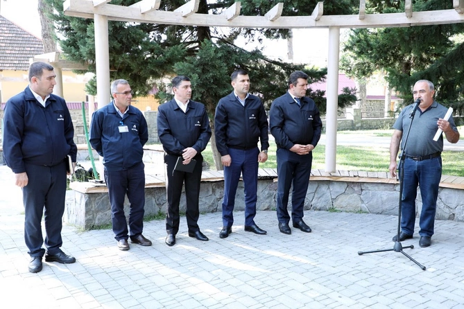 Qaxda qaz təchizatı ilə bağlı müraciətlər Açıq mikrofon aksiyasında dinlənildi — FOTOLAR