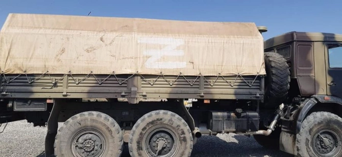 Azərbaycan Ordusuna aid maşın karvanında “Z” işarəsi nəyi bildirir? — AÇIQLAMA (FOTOLAR)