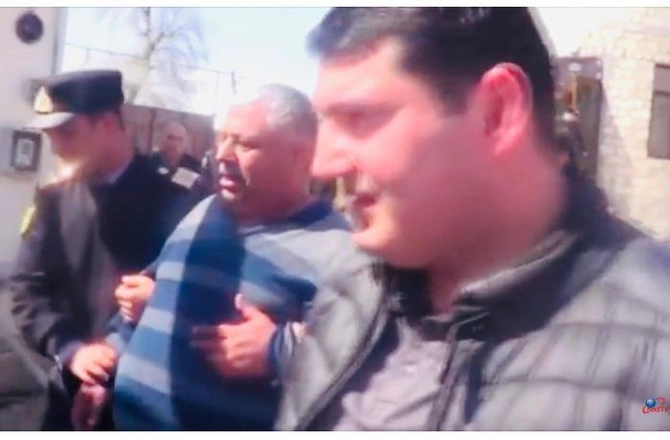 Hüquq müdafiəçisi 9 il həbs alıb, tezliklə azadlığa çıxan narkobaronu müdafiə etdi — VİDEO