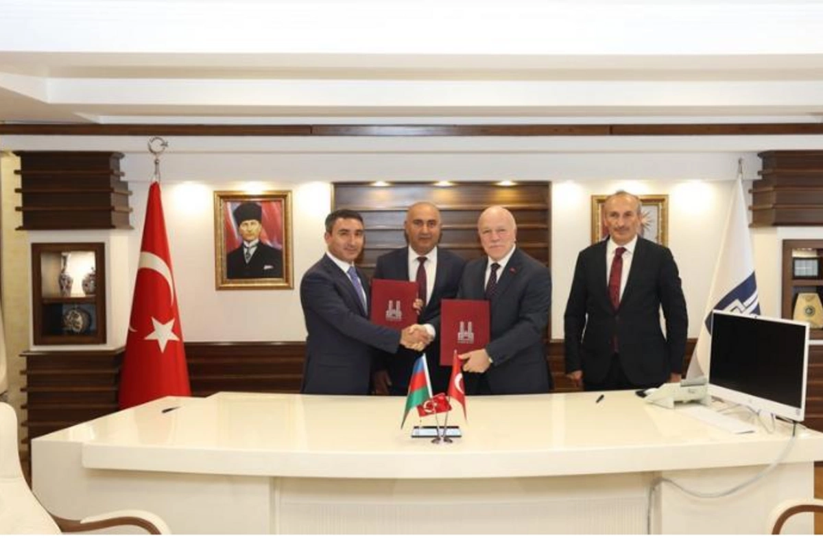 Şuşa və Ərzurum arasında qardaşlaşmış şəhərlər haqqında protokol imzalanıb — FOTOLAR