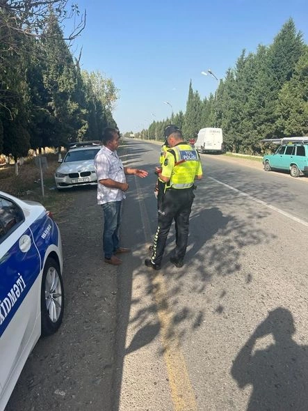 Narkotik çəkib maşın sürən şəxs saxlanıldı — FOTO Narkotik çəkib maşın sürən şəxs saxlanıldı — FOTO
