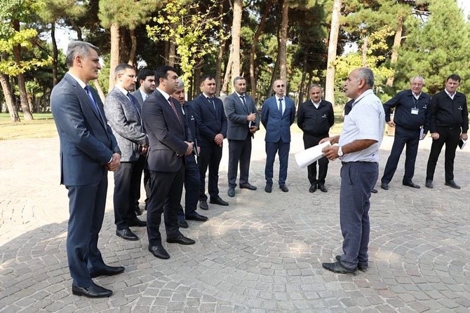 Şəmkirdə sahibkarlıq subyektləri ilə görüş keçirilib — FOTOLAR