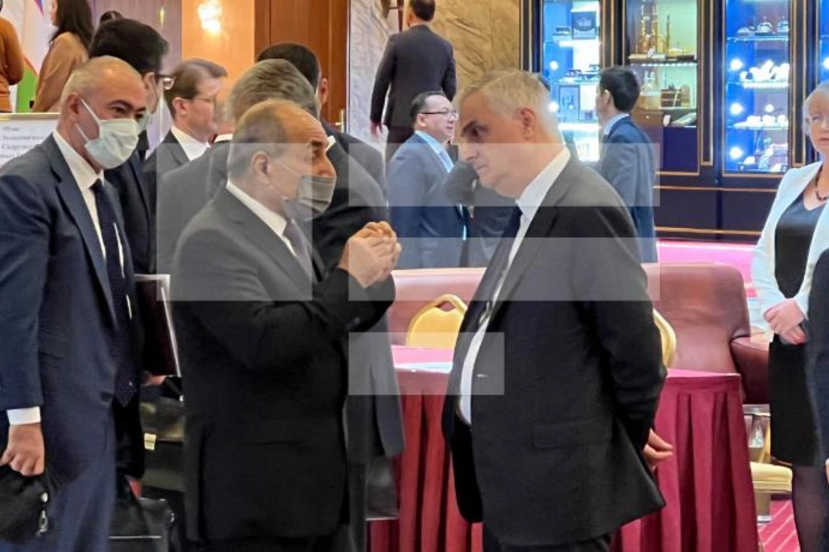 Yaqub Eyyubov Mqer Qriqoryanla qeyri-rəsmi söhbət apardı — FOTO