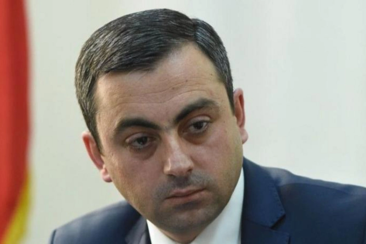 Erməni deputat həbs edilənlərdən yazdı — Hakimiyyəti hədələdi