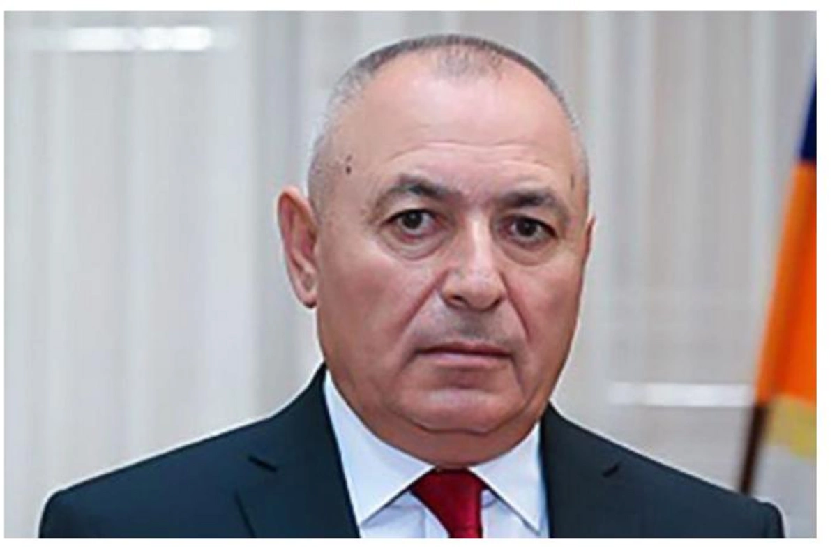 Keçmiş nazir FHN-də vəzifələri satırmış — İTTİHAM