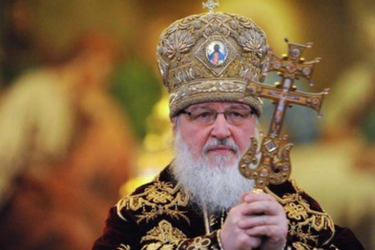 Rusiya patriarxı rus əsgərinə: Vətən üçün ölsən, günahlarını yuyarsan (VİDEO)