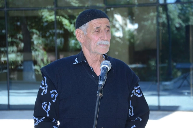 Şabranlıların qaz təchizatı ilə bağlı müraciəti — FOTOLAR Şabranlıların qaz təchizatı ilə bağlı müraciəti — FOTOLAR
