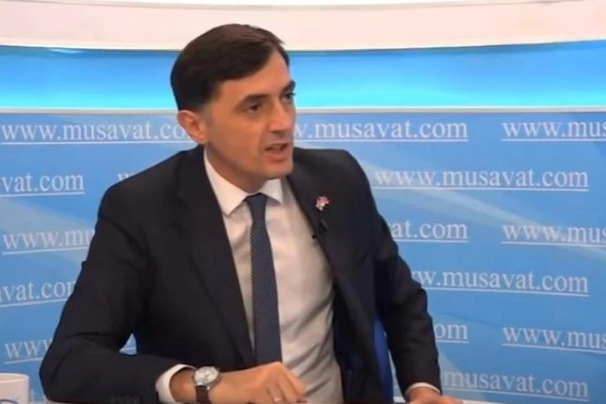 Tural Abbaslı: “Azercell”in xidmətləri məni qane etmir