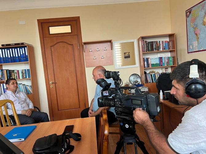 “Elmi Araşdırmalar” İB “Erməni vandalizmi: Qərbi Azərbaycan abidələri” filminin çəkilməsi layihəsini icra edəcək — FOTOLAR