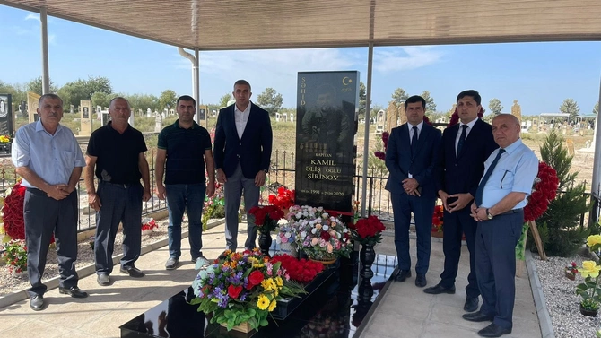 Salyanda şəhidlərin xatirəsi yad edildi — FOTOLAR