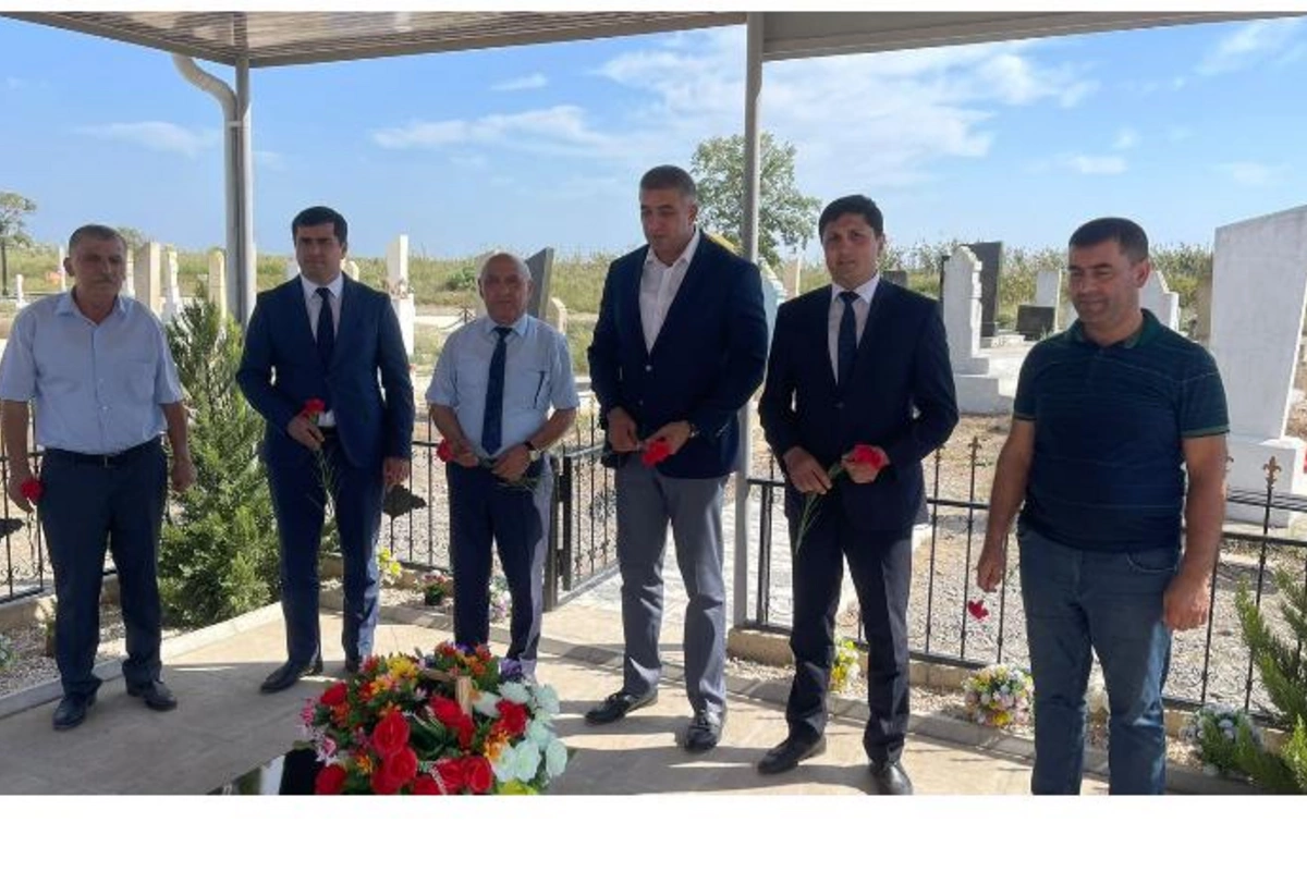 Salyanda şəhidlərin xatirəsi yad edildi — FOTOLAR