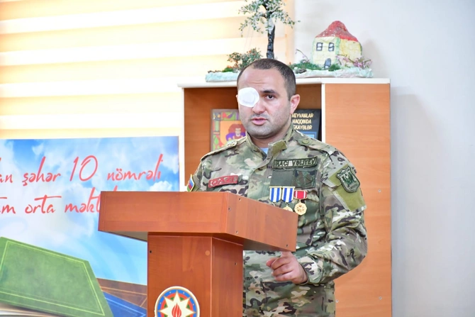 Xırdalan şəhər 10 nömrəli tam orta məktəbdə şəhid ailələri və qazilərlə görüş keçirilib — FOTOLAR
