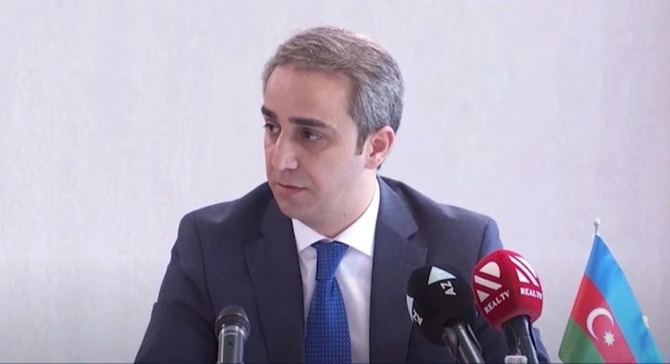 Vüsal Quliyev: Həmkarlar ittifaqları fəaliyyətlərini daha da gücləndirməlidirlər Vüsal Quliyev: Həmkarlar ittifaqları fəaliyyətlərini daha da gücləndirməlidirlər