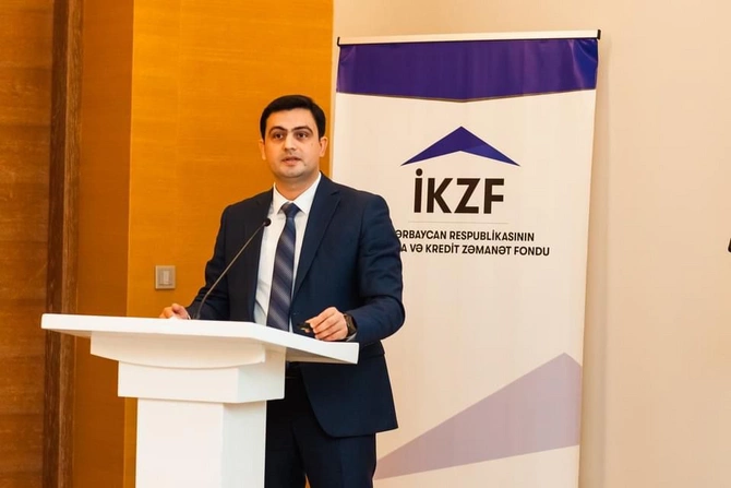 İKZF və MEDİA iqtisadi mövzularda yazan jurnalistlər üçün təlim keçirib — FOTOLAR