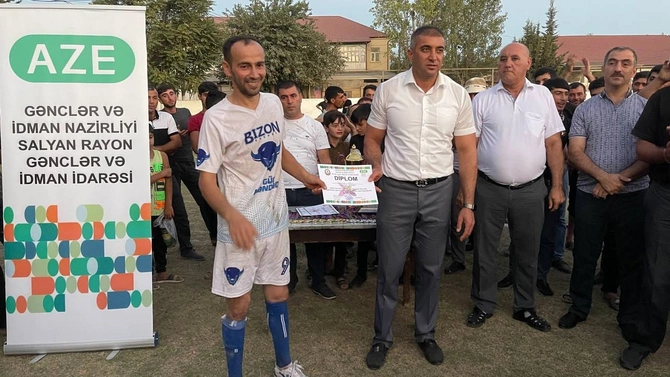 Salyanda şəhidlərin xatirəsinə həsr olunmuş futbol turniri keçirildi — FOTOLAR