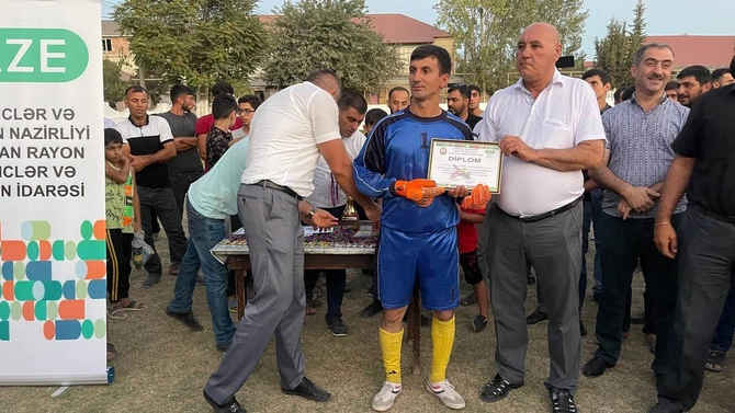 Salyanda şəhidlərin xatirəsinə həsr olunmuş futbol turniri keçirildi — FOTOLAR