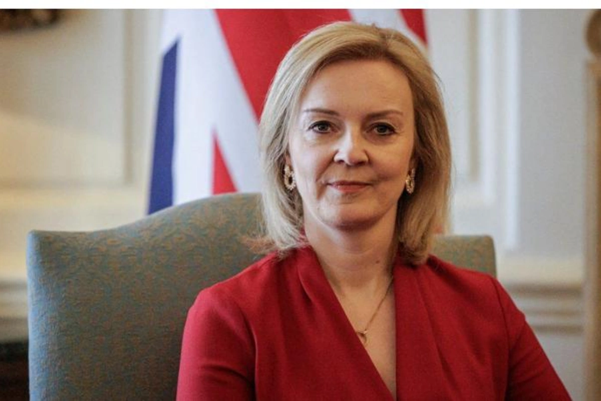 Böyük Britaniyanın baş naziri istefa verdi