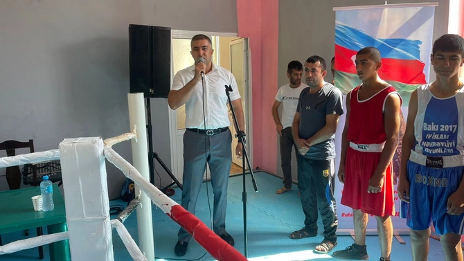 Sübhan Cəbrayılovun xatirəsinə həsr olunmuş boks üzrə açıq rayon birinciliyi keçirilib — FOTOLAR Sübhan Cəbrayılovun xatirəsinə həsr olunmuş boks üzrə açıq rayon birinciliyi keçirilib — FOTOLAR