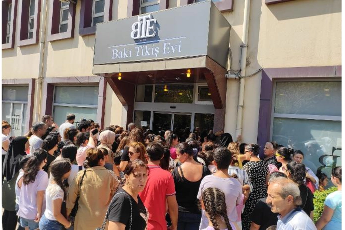 Bakı Tikiş Evindən məktəbli formaları ilə bağlı narazılığa REAKSİYA