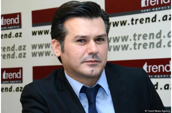 Qayınatan sənə güvənmir, qayınanan Priusa minir? — Məşhur jurnalistin qeyri-adi maşın elanı (FOTO)