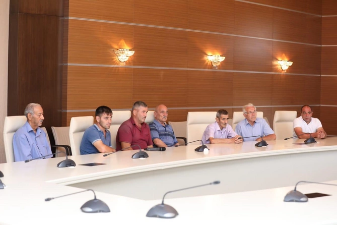 Azəriqaz-ın baş direktoru Qəbələdə vətəndaş qəbulu keçirdi — FOTOLAR Azəriqaz-ın baş direktoru Qəbələdə vətəndaş qəbulu keçirdi — FOTOLAR