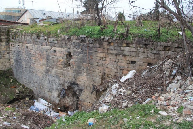 İctimai Şuranın üzvü: Qala-bazar hamamının satışa çıxarılması ilə bağlı yayılan informasiyalr həqiqəti əks etdirmir— FOTOLAR İctimai Şuranın üzvü: Qala-bazar hamamının satışa çıxarılması ilə bağlı yayılan informasiyalr həqiqəti əks etdirmir— FOTOLAR