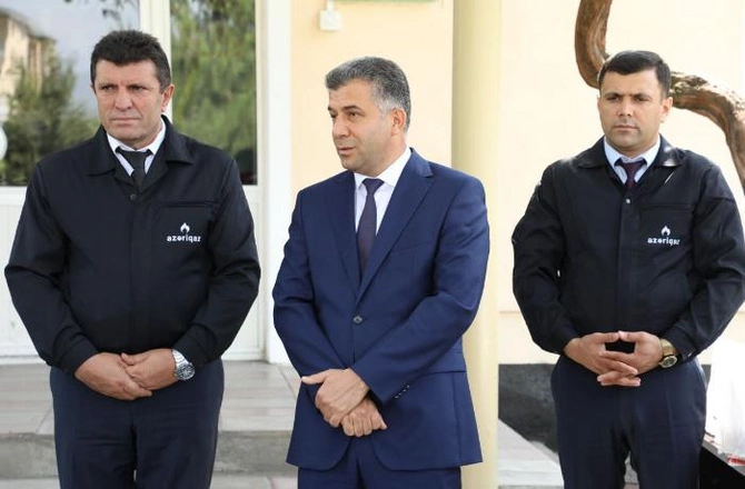 “Azəriqaz”ın 27 əməkdaşı mükafatlandırıldı — FOTOLAR “Azəriqaz”ın 27 əməkdaşı mükafatlandırıldı — FOTOLAR