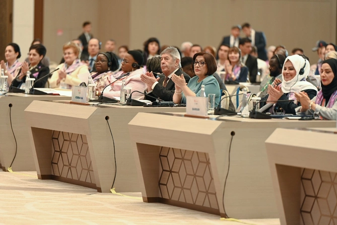 Sahibə Qafarova Qadın Parlament Sədrlərinin Sammitində — FOTOLAR