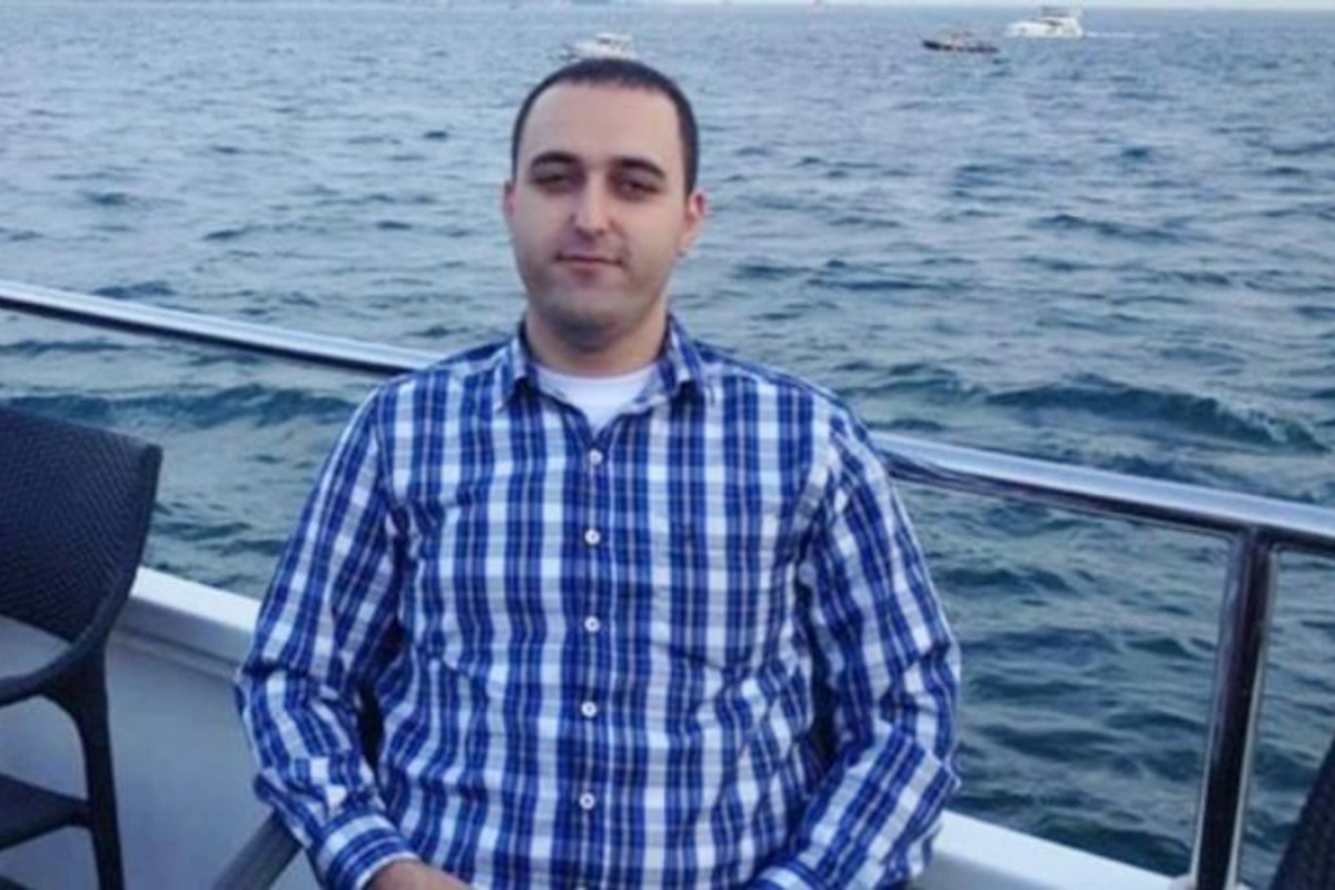“Bir avtomobilin üzərimə doğru gəldiyini gördüm” — Ölən həkimin statusu müzakirə yaratdı (FOTO)