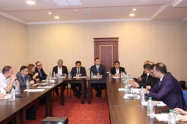 Qayıdış prosesində QHT-lərin rolu mövzusunda təlim keçirilib — FOTOLAR