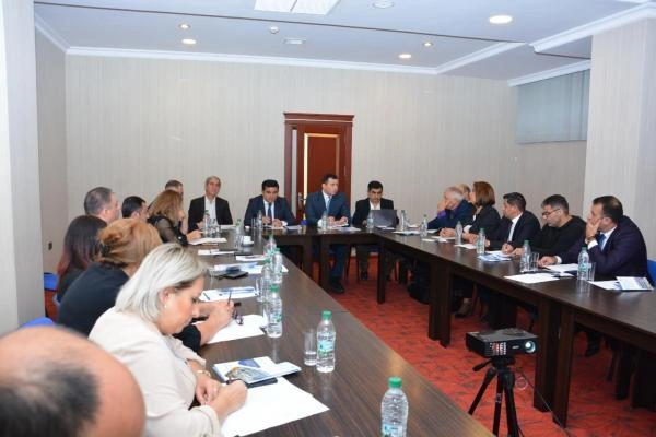 Qayıdış prosesində QHT-lərin rolu mövzusunda təlim keçirilib — FOTOLAR