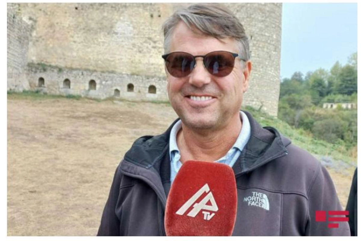 Amerikalı səyyah: “Azad edilmiş ərazilərdə tərəqqinin şahidi oluruq”