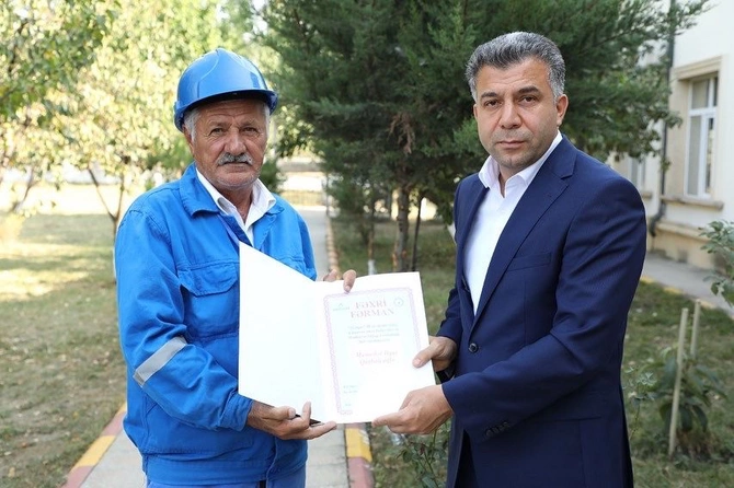 Baş direktor nəzarətçi-çilingərlərə təşəkkür etdi — FOTOLAR