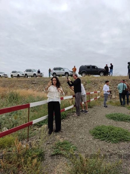 Beynəlxalq səyyahlar Azıx mağarasında olublar — YENİLƏNİB (FOTO)