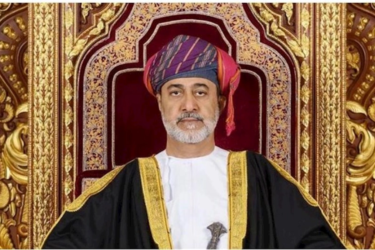 Oman Sultanı 121 məhbusu əfv etdi
