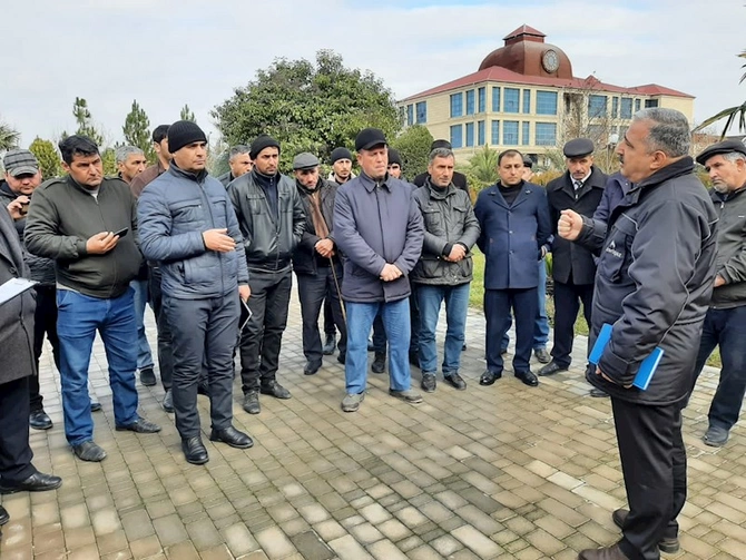Saatlıda keçirilən “Açıq mikrofon” aksiyasında ən çox ünvanlanan müraciət hansı istiqamətdə oldu? Saatlıda keçirilən “Açıq mikrofon” aksiyasında ən çox ünvanlanan müraciət hansı istiqamətdə oldu?