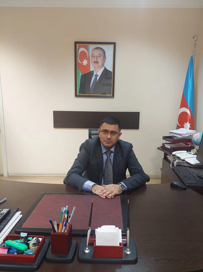 Bakıda tikinti materialları mağazasında yanğın baş verdi: Xəsarət alanlar var Bakıda tikinti materialları mağazasında yanğın baş verdi: Xəsarət alanlar var