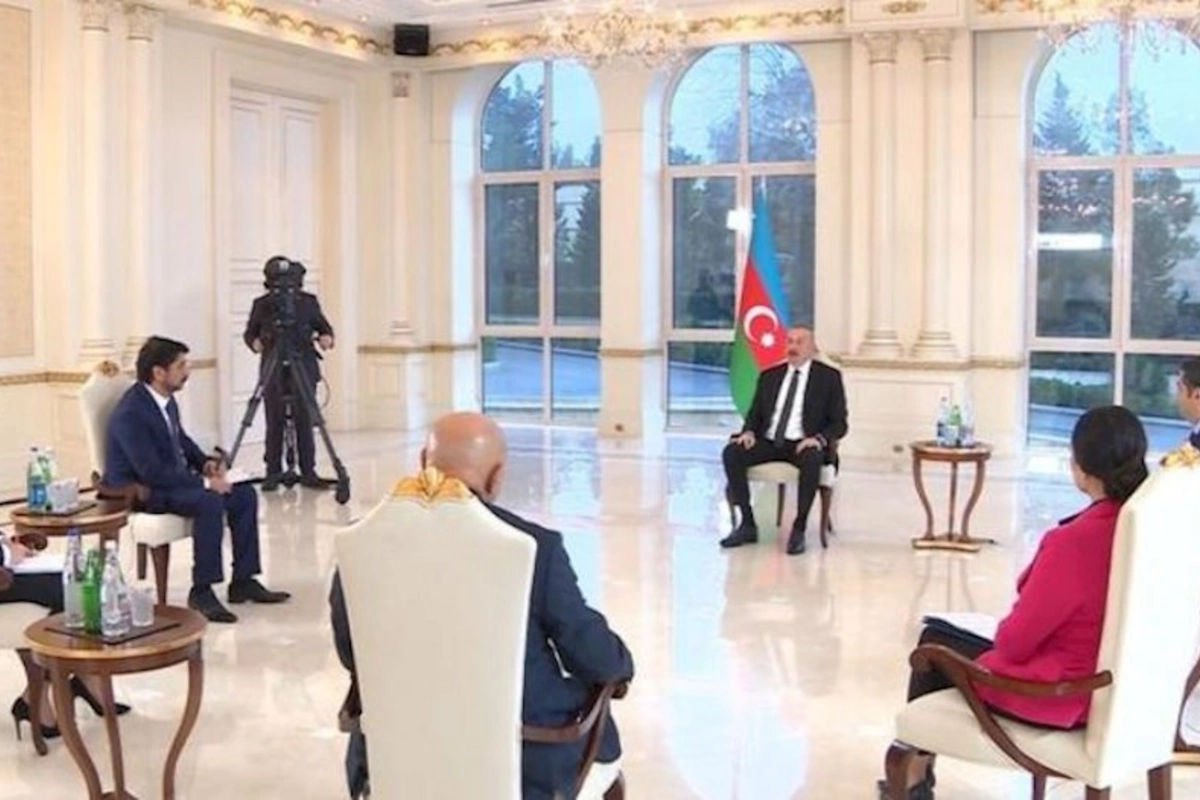 İlham Əliyev yerli telekanallara müsahibə verib — YENİLƏNİB (FOTO/VİDEO)