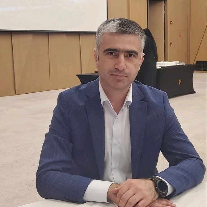 “Naxçıvanbank”da Vasif Talıbovun qızının yerinə gətirilən Binnət Novruzov kimdir? — DOSYE (FOTOLAR) “Naxçıvanbank”da Vasif Talıbovun qızının yerinə gətirilən Binnət Novruzov kimdir? — DOSYE (FOTOLAR)