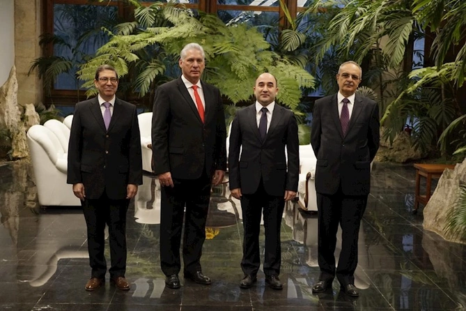 Səfirimiz etimadnaməsini Kuba Prezidentinə təqdim etdi — FOTO