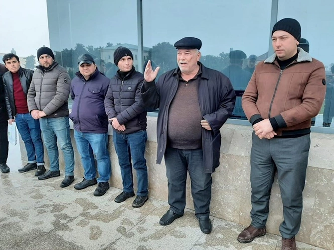 Həftənin son “Açıq mikrofon” aksiyası Neftçala rayonunda keçirilib Həftənin son “Açıq mikrofon” aksiyası Neftçala rayonunda keçirilib
