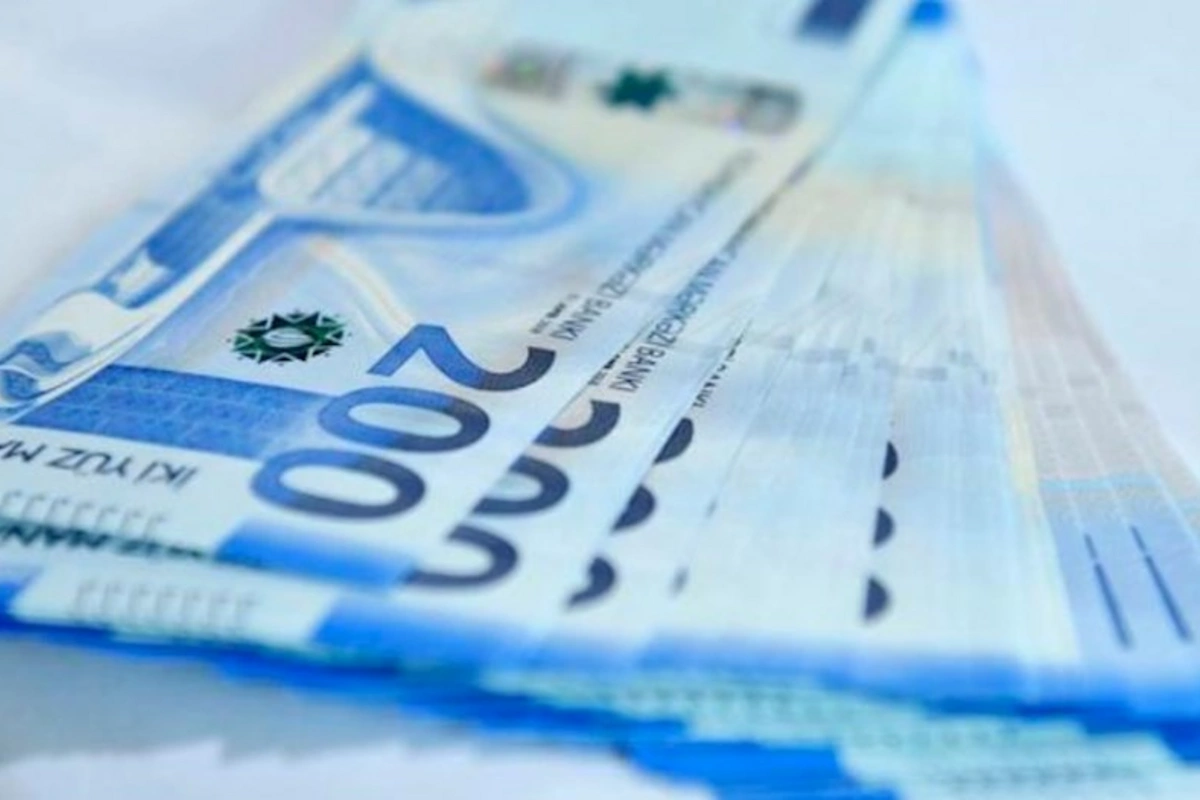 Prezidentin fərdi təqaüdünün məbləği 1500 manata çatdırıldı
