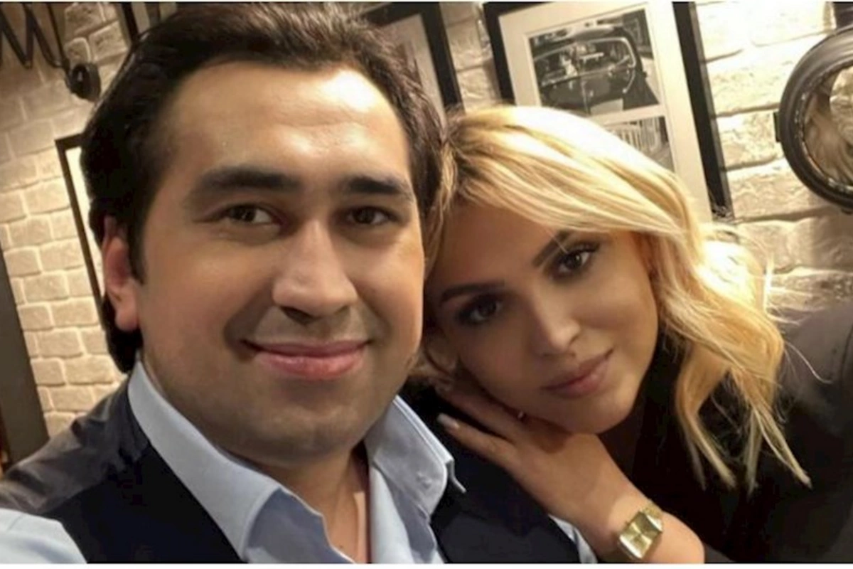 Elton Azərbaycandan köçüb?